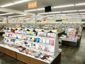 コメリ書房　鈴鹿店店内風景