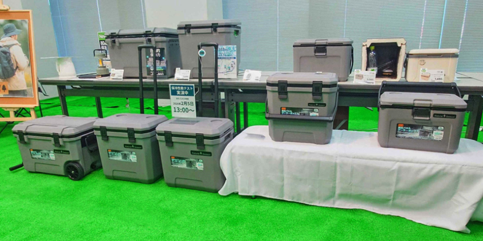 真空パネルクーラーボックス