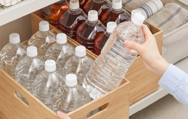 日々の水分補給から防災まで。日常と「もしも」を支える大容量2L